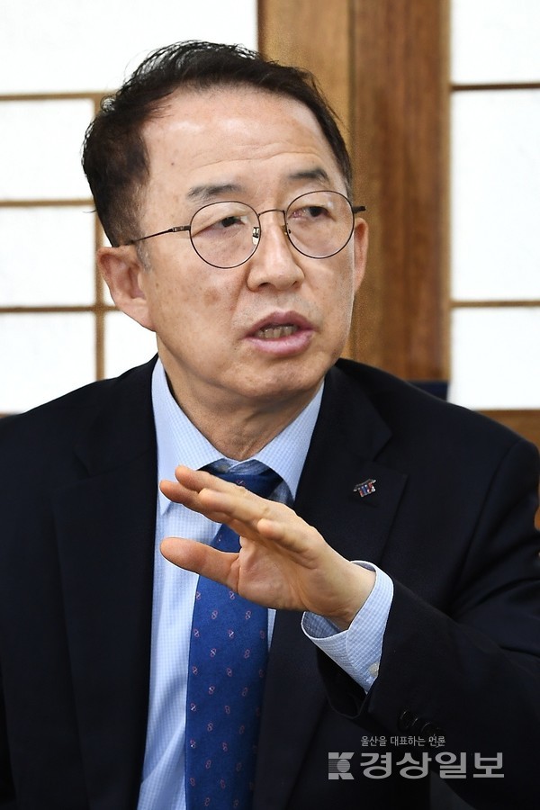 김사열 대통령직속 국가균형발전위원회 위원장