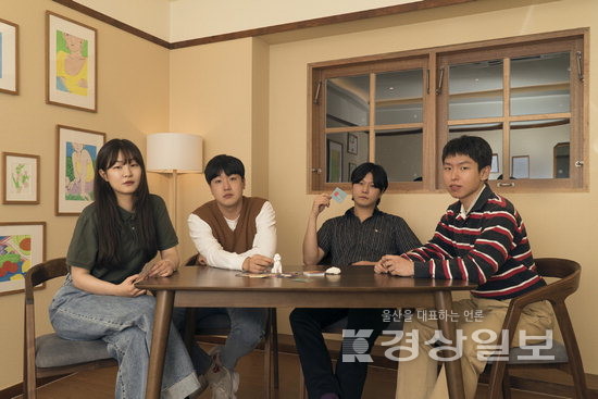 ▲ 밴드 ‘검은잎들’