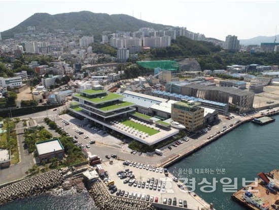 ▲ 부산 영도 피아크카페갤러리.