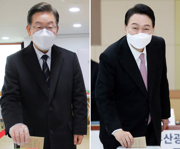 더불어민주당 이재명 대선후보가 지난 4일 서울 중구 소공동 주민센터에 마련된 사전투표소에서 투표하고 있다. (왼쪽)국민의힘 윤석열 대선후보가 지난 4일 부산 남구 대연동 부산남구청에 마련된 사전투표소를 찾아 투표하고 있다.(오른쪽)