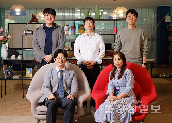 UNIST 신소재공학과 신형준 교수 연구팀.
