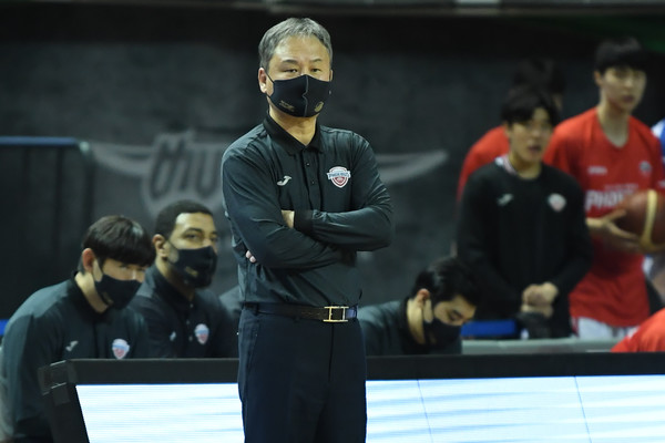 유재학 감독 /KBL 제공.