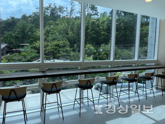 ▲ 울산 울주군 온양읍에 위치한 ‘발리동천’은 문화생활과 여가를 즐길 수 있는 나들이 공간으로 인기를 끌고 있다.