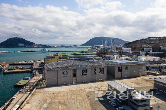 ▲ 영도 폐공장 건물