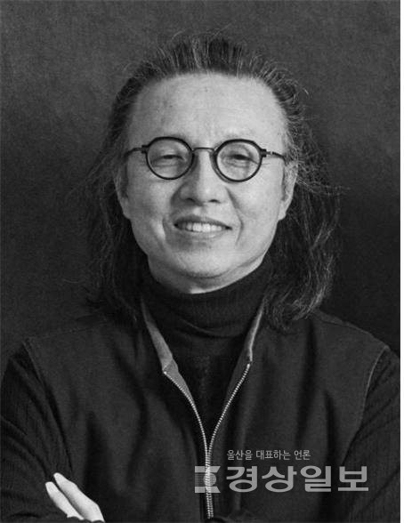 ▲ 홍순명 작가