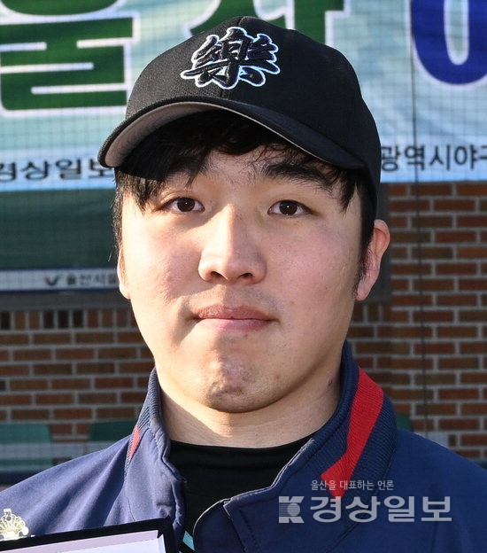 ▲ 토요부 우승 극락 민기윤 감독