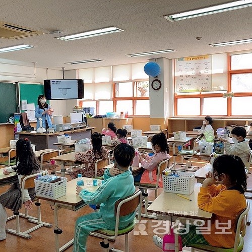 울산 울주군보건소는 울주군 초등학교 5개교를 대상으로 학교구강보건실을 운영한다.