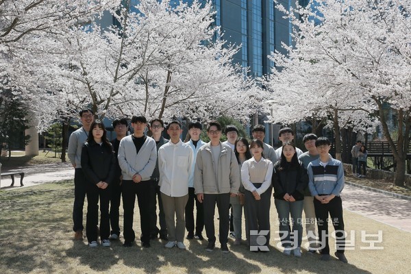 UNIST 에너지화학공학과 연구진.