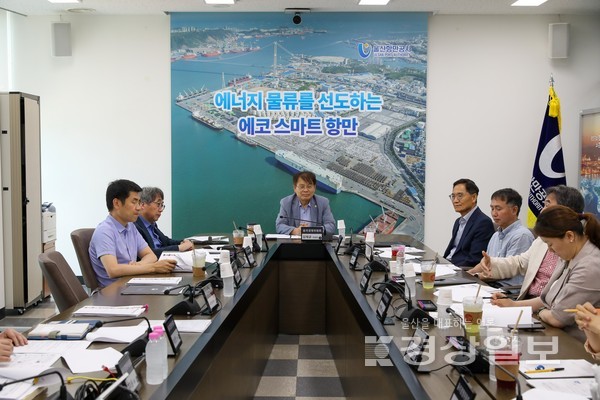 울산항만공사(UPA)는 10일 UPA에서 윤리경영위원회를 개최했다.