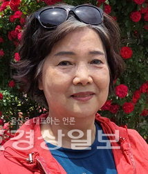 ▲ 김봉임 시인