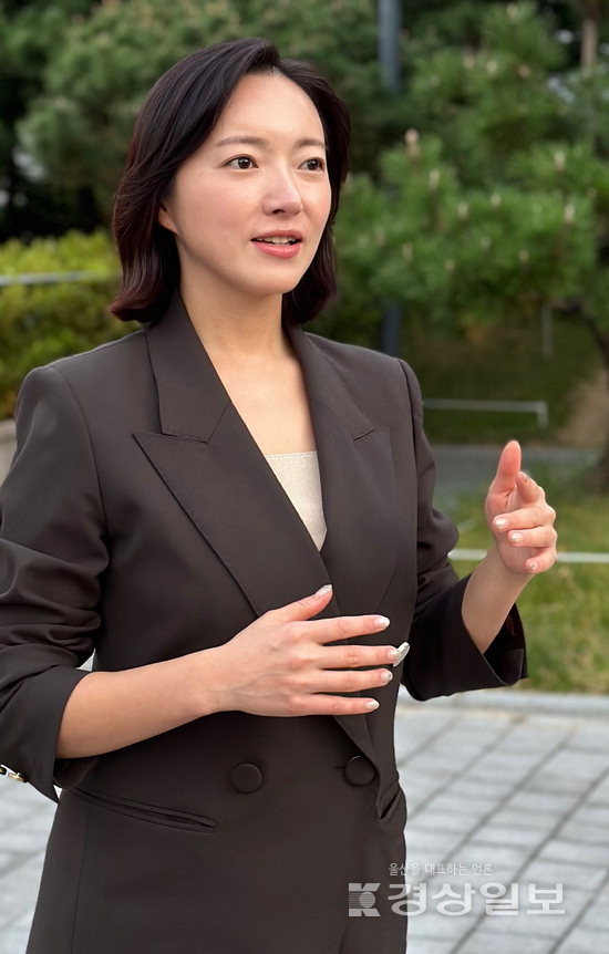 ▲ 김소정 UiAF 대표이사는 “울산국제아트페어로 울산 문화를 ‘붐업’ 할 수 있도록 힘쓰겠다”고 말했다.