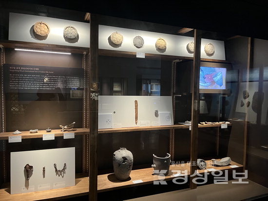 ▲ 울산박물관이 개관 이후 13년 만에 상설전시실 ‘역사실’ 리모델링을 통해 볼거리를 보강하고 관람 동선도 효율적으로 탈바꿈했다.