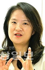 ▲ 박수경(울산대 미디어 주간교수) 위원