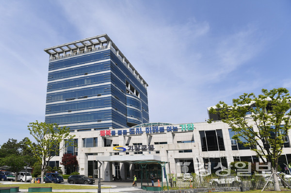 기장군청 전경.