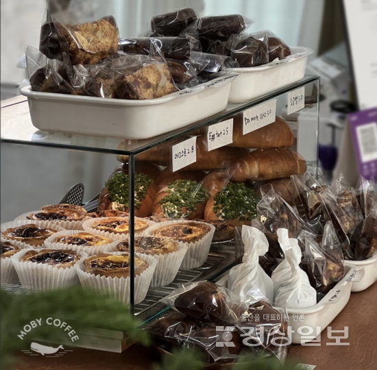 ▲ 손씨가 개발한 노(NO) 밀가루 디저트들.