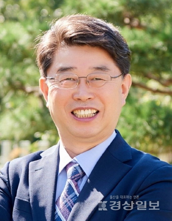 ▲ 나정욱 시인