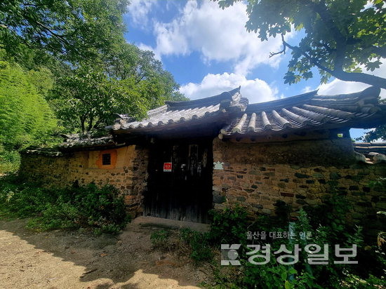 ▲ 울산문인협회가 우리 마을 탐방 첫 순서로 오는 31일 ‘배혜숙 수필가와 떠나는 사일리 기행’을 실시한다. 사진은 사일리 고택.