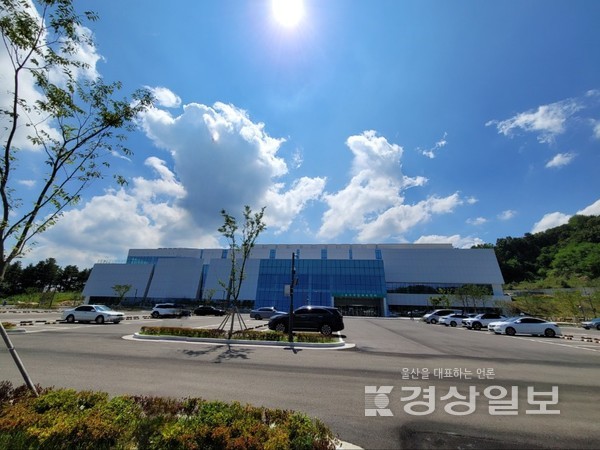 울주군시설관리공단 울주종합체육센터는 오는 10월1일부터 시범 운영을 시작한다고 10일 밝혔다.