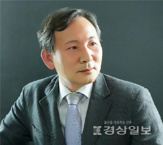 ▲ 국제펜클럽 한국본부 울산지역위원회(회장 장창호·이하 울산펜문학회)가 권영해(사진) 시인에게 ‘제10회 울산펜문학상’을 수여한다.