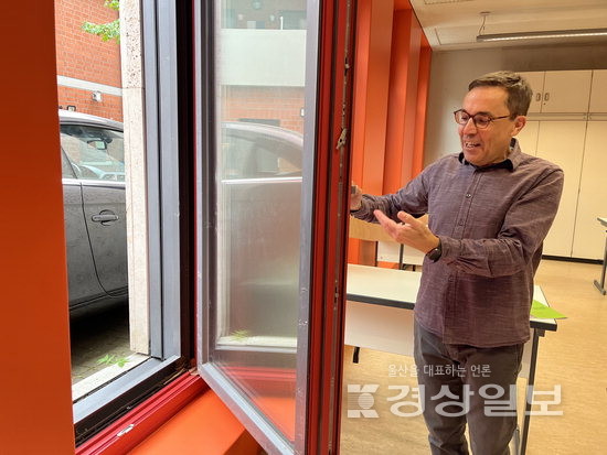 ▲ 두꺼운 단열자재와 삼중창으로, 기밀성을 높였다.