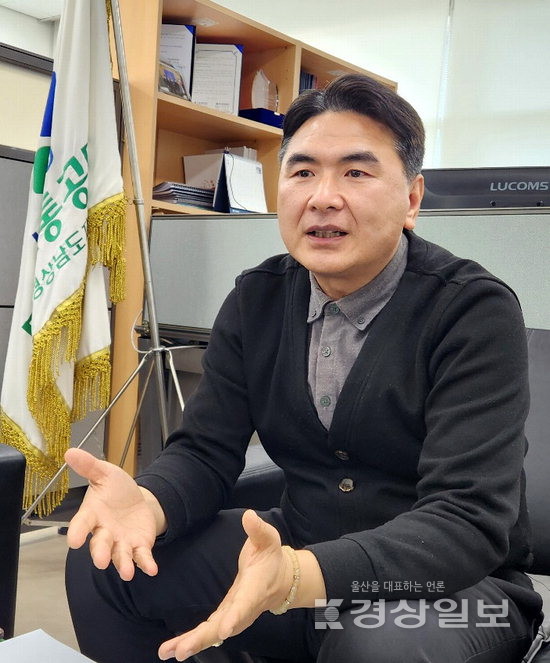 ▲ 임창식 한국도로교통공단 울산지소장이 교통안전 문화 개선과 관련한 정책을 이야기하고 있다.