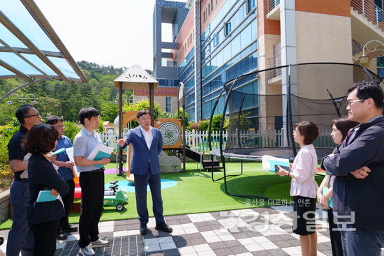 ▲ 김종훈 울산 동구청장은 지난달 29일 우리두리 어린이집 등 주요 사업 현장을 둘러봤다. 울산 동구청 제공