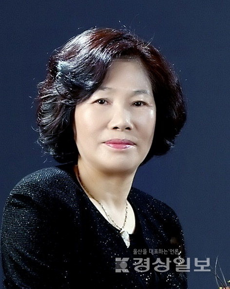 ▲ 수필가 이선옥