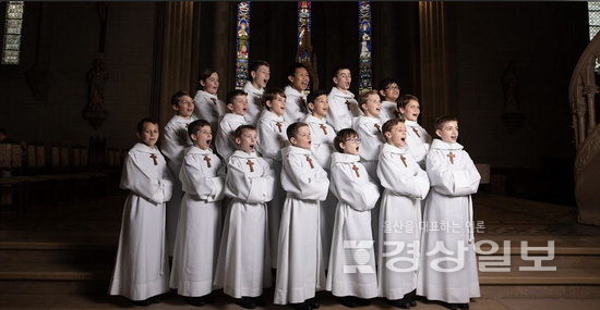 ▲ 파리나무 십자가 소년합창단. 북구문예회관 제공