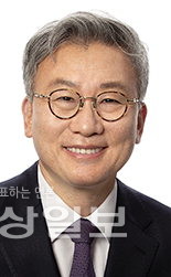 ▲ 박철민 울산대 교수 전 울산시 국제관계대사